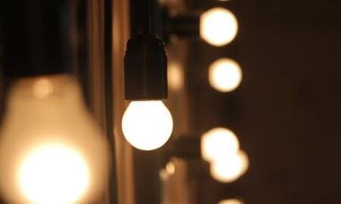 light-gd5cc7d0c0-1280.jpg